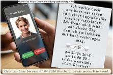 Die Einladung zur Jugendweihe mit deinem Foto im Display eines Smartphone. Über dem Foto befindet sich dein Name, darunter deine Telefonnummer.