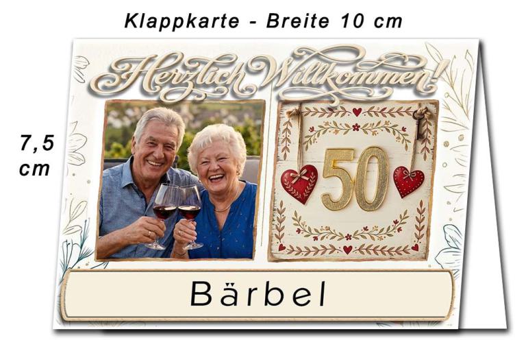 Die Tischkarte zur Goldenen Hochzeit als kleine Klappkarte mit Ihrem Foto und einem Textfeld für den Namen Ihres Gastes